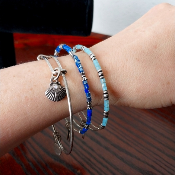 Alex and Ani lot of 3 bracelets - Picture 1 of 5